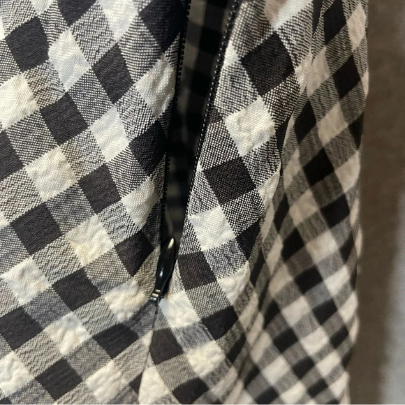 Boston Proper Puff Sleeve High Low Buffalo Check V Neck Baby Doll Top - Picture 6 of 7